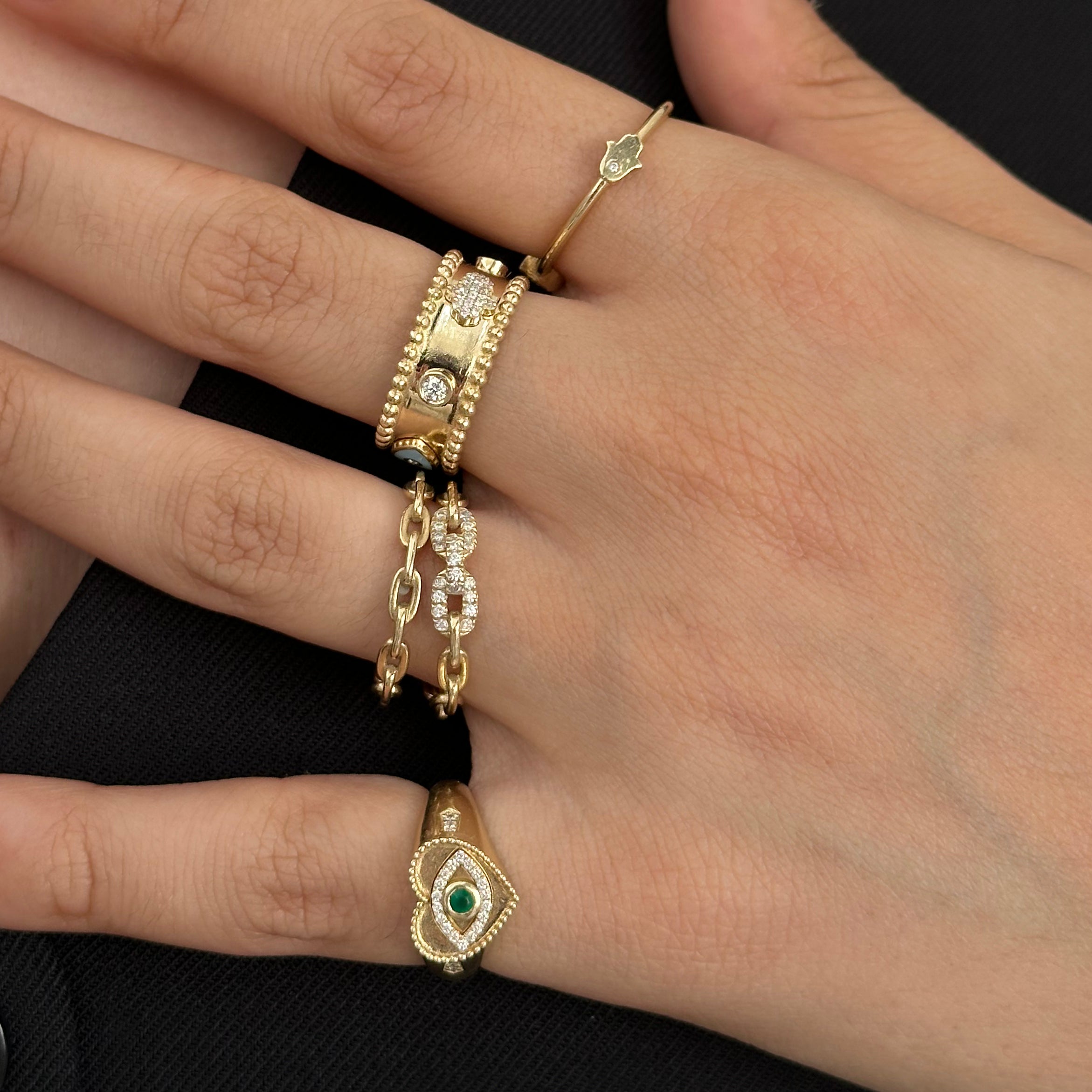 Royal Henia Charms Ring