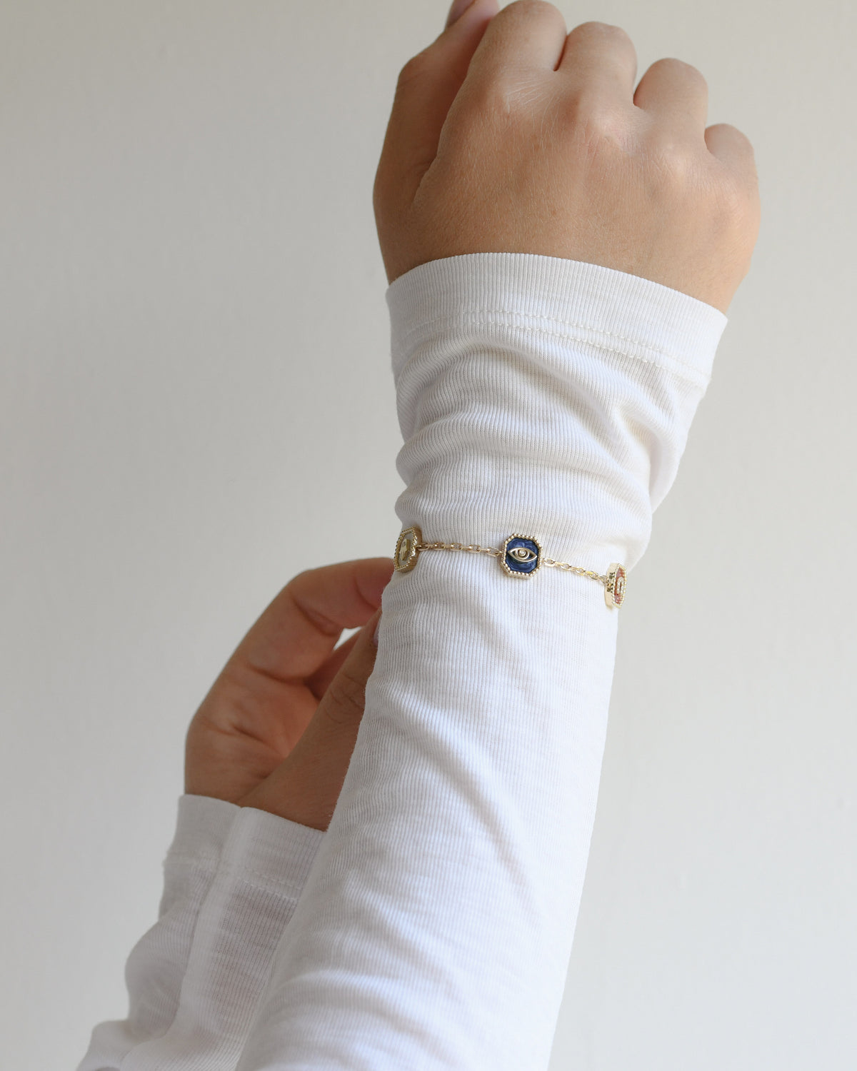 Five-medallion bracelet — original styling photograph