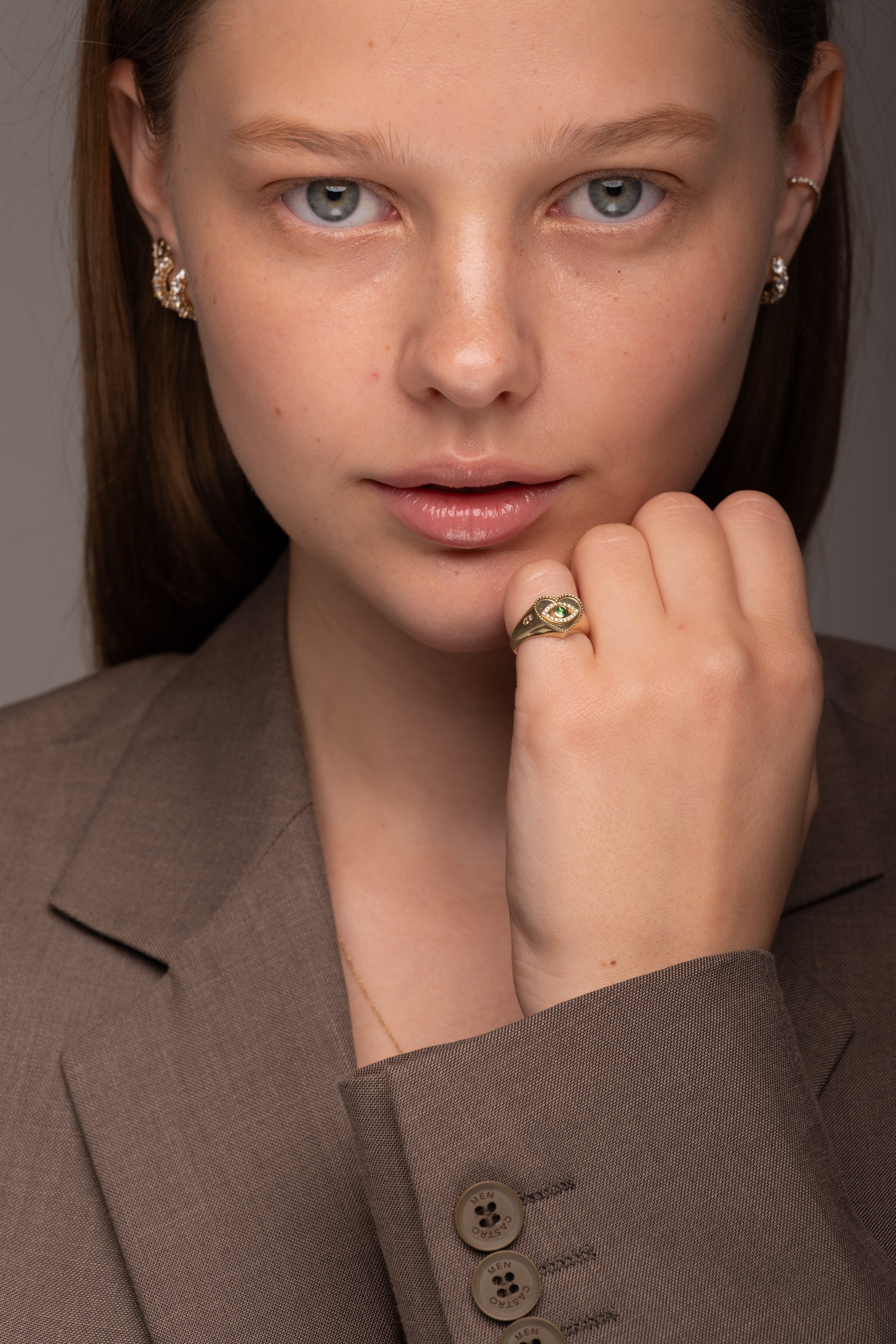 Eye Heart Signet Ring